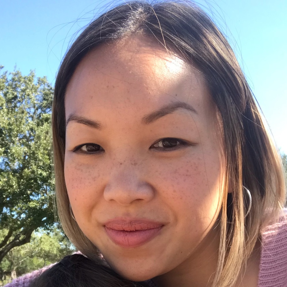 Meet your Posher, Lina